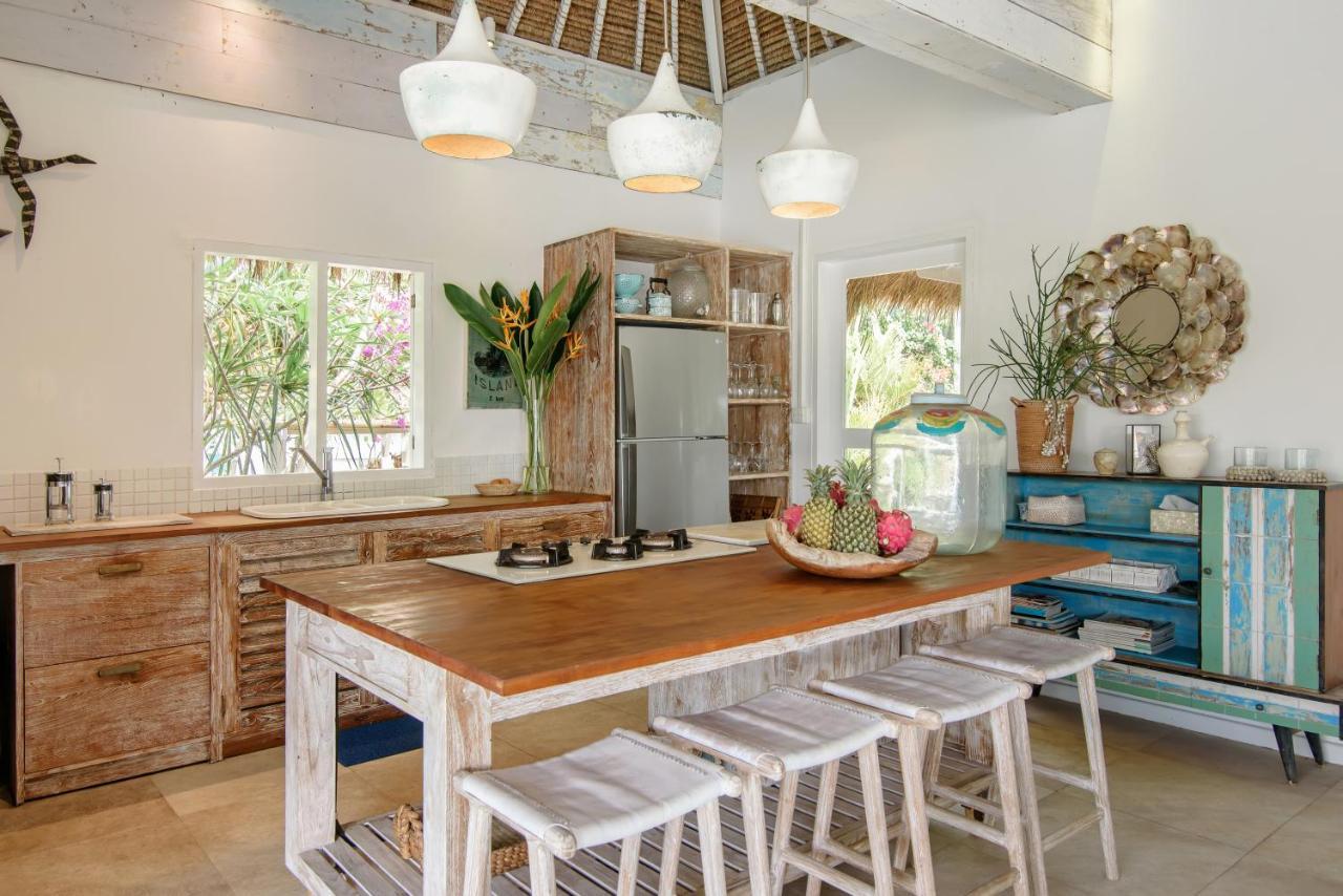 Driftwood Villas Lembongan Luaran gambar